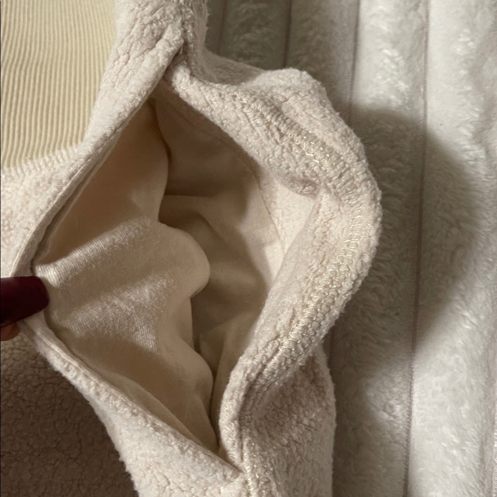 Aerie Fleece Cream Jogger Pants with Zipper | Size XXL - Picture 4 of 9